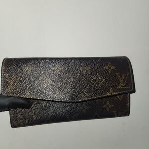 Louis Vuitton Monogram Wallet